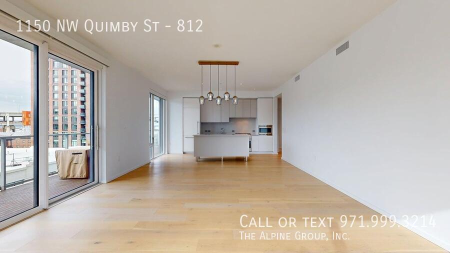 🌆 North Pearl Views Made Sweeter 💝 Valentine’s Day Move-In Special property image