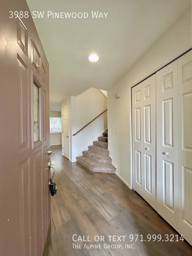 💝 Move-In Before 2/14: FIRST MONTH FREE & Dinner on Us! 🔥 property image