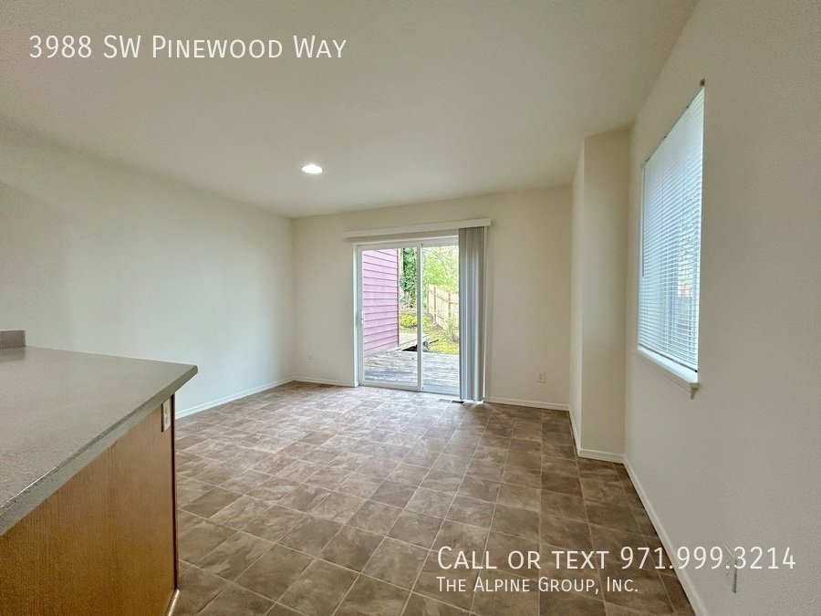 💝 Move-In Before 2/14: FIRST MONTH FREE & Dinner on Us! 🔥 property image