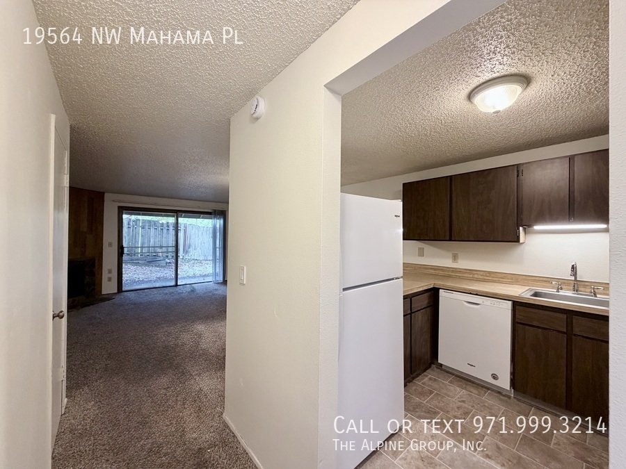 💘 Valentine’s Day Special! $500 OFF First Month + $100 Dinner Gift 🍽️ property image