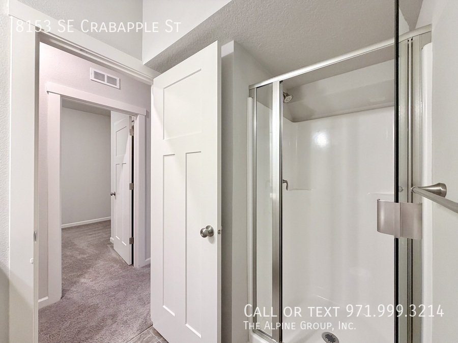 🌹 $250 OFF + Valentine’s Day $100 Dinner Gift! ✨ property image