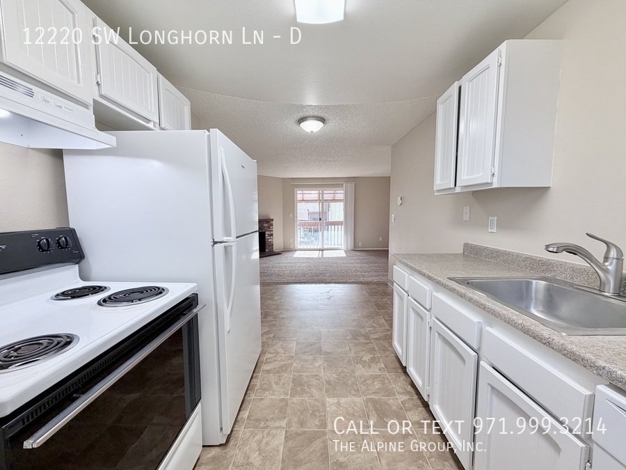 First Month FREE 🌿 Cozy Top-Level 2BR with Private Covered Deck property image