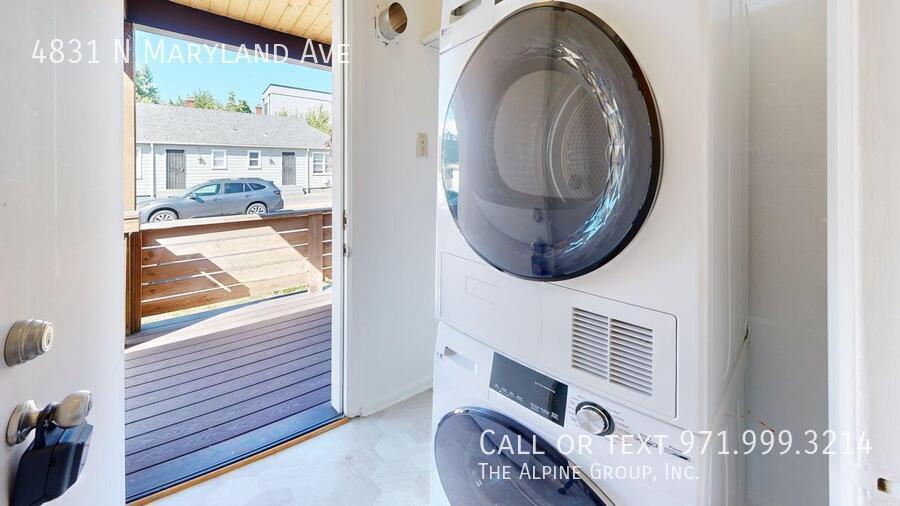 🌹 First Month FREE With 12-Month Lease – One Bedroom in North Portland | Valentine’s Day Bonus property image