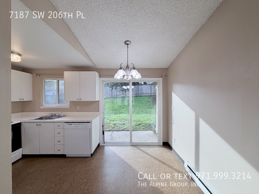 🪴 Quiet Location, Spacious Layout & Single-Level Ease property image