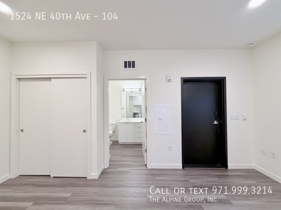 🚨 Limited-Time Rent Special — Ends 2/28! 🌟Ground Floor Studio with In-Unit Laundry property image