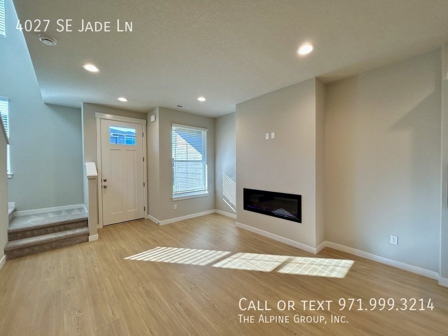 $300 OFF! Move-in by 2.28 |🛋️ Stylish 2024 Build with Dual Primary Suites property image