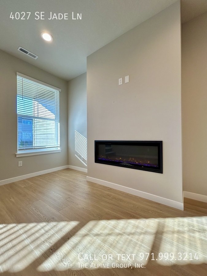 $300 OFF! Move-in by 2.28 |🛋️ Stylish 2024 Build with Dual Primary Suites property image