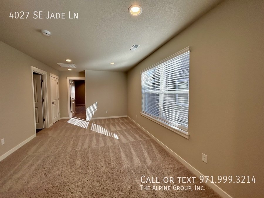 $300 OFF! Move-in by 2.28 |🛋️ Stylish 2024 Build with Dual Primary Suites property image