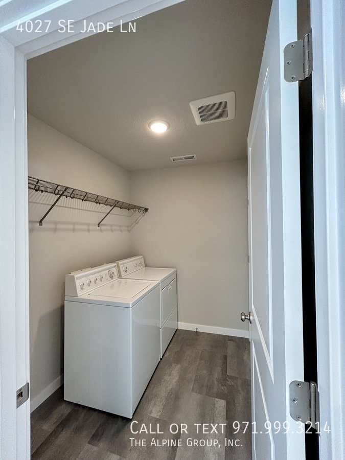 $300 OFF! Move-in by 2.28 |🛋️ Stylish 2024 Build with Dual Primary Suites property image