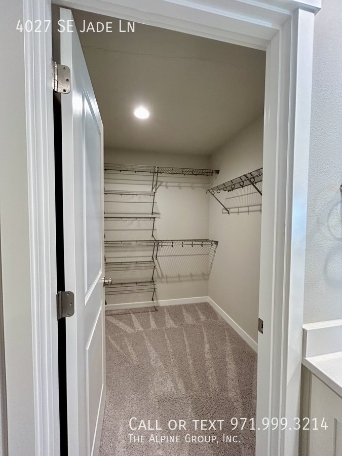 $300 OFF! Move-in by 2.28 |🛋️ Stylish 2024 Build with Dual Primary Suites property image