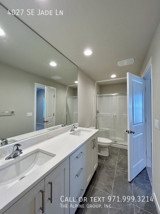 $300 OFF! Move-in by 2.28 |🛋️ Stylish 2024 Build with Dual Primary Suites property image