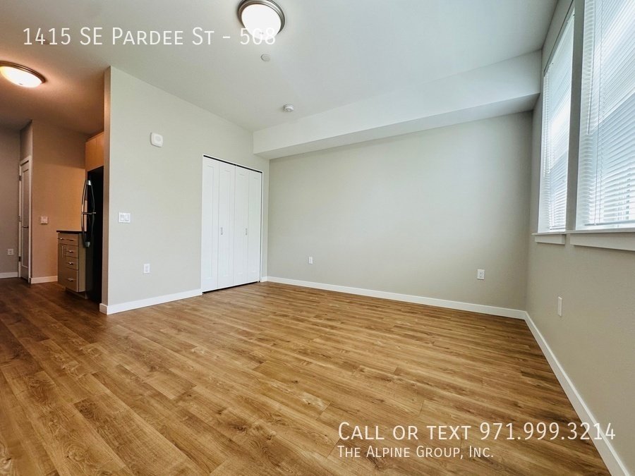 🚨 2 Months FREE with 15-Month Lease — Act Fast! Studio at The Tristan property image