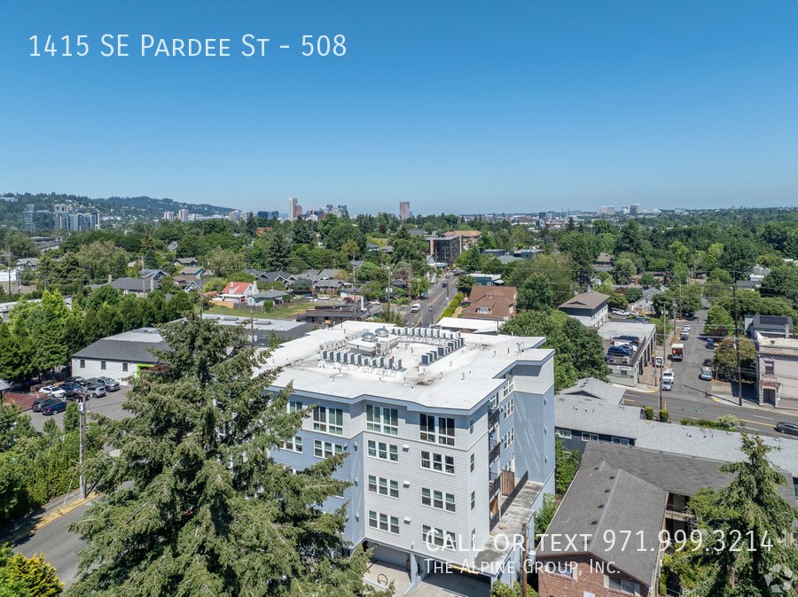 🚨 2 Months FREE with 15-Month Lease — Act Fast! Studio at The Tristan property image