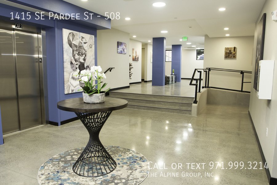 🚨 2 Months FREE with 15-Month Lease — Act Fast! Studio at The Tristan property image