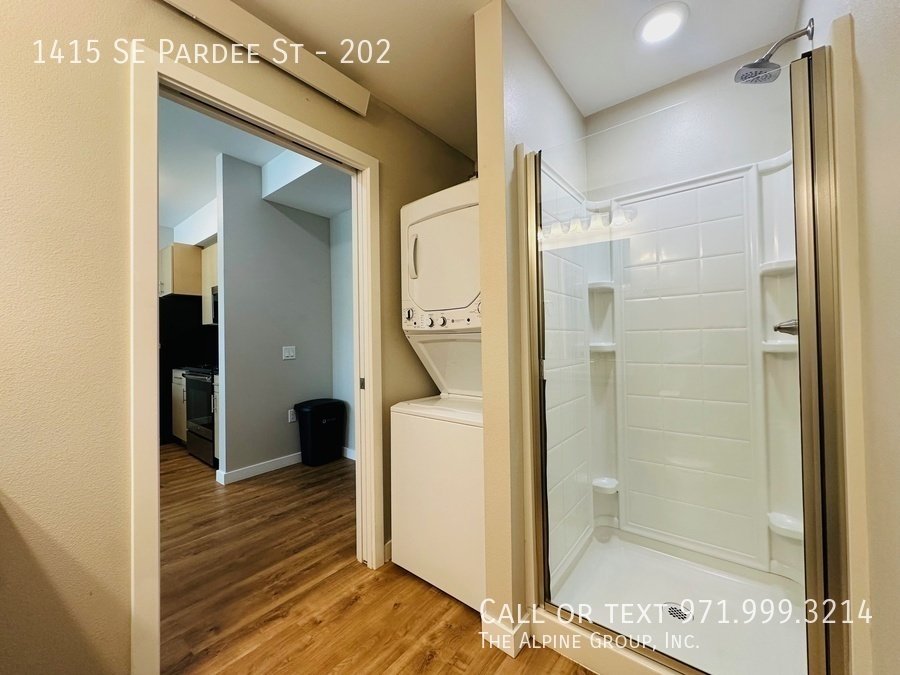 🏠 A Fresh Start — On Us (First + Last FREE!) 🌿 Modern Tristan 1BR property image