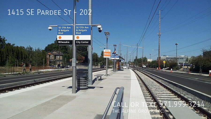 🏠 A Fresh Start — On Us (First + Last FREE!) 🌿 Modern Tristan 1BR property image