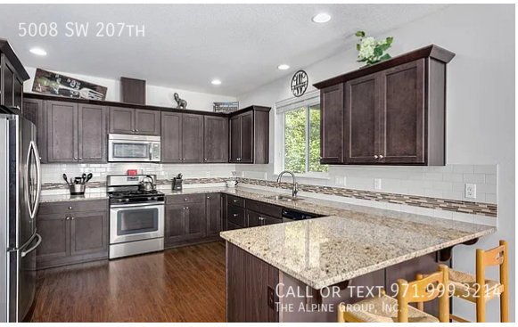 🌄 Wake Up to Water & Wildlife Views property image