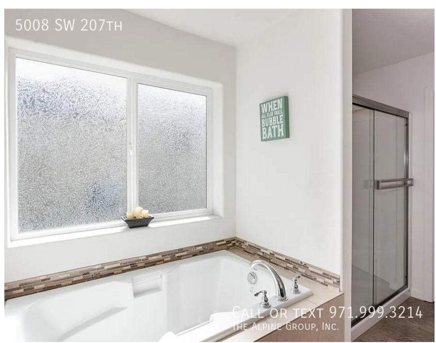 🌄 Wake Up to Water & Wildlife Views property image