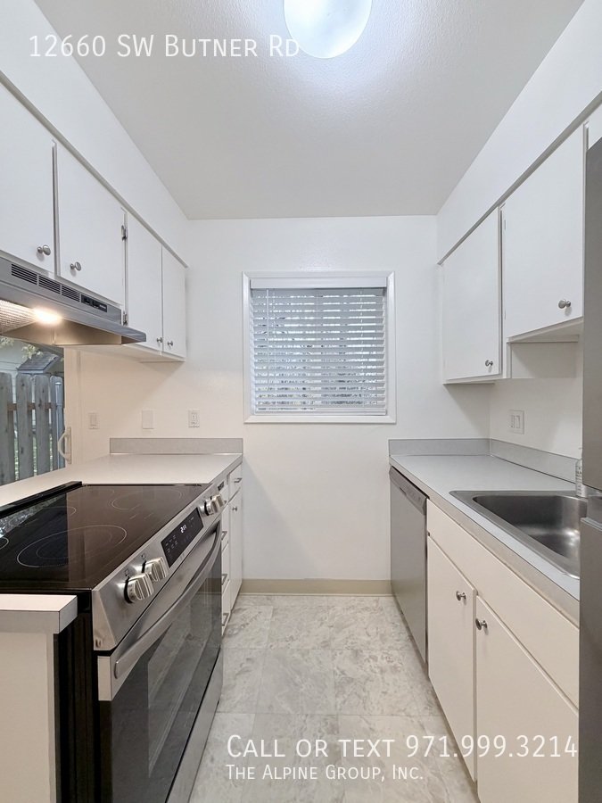 🌿 Move In by 3/14 & Get $500 | Parkside End Unit property image