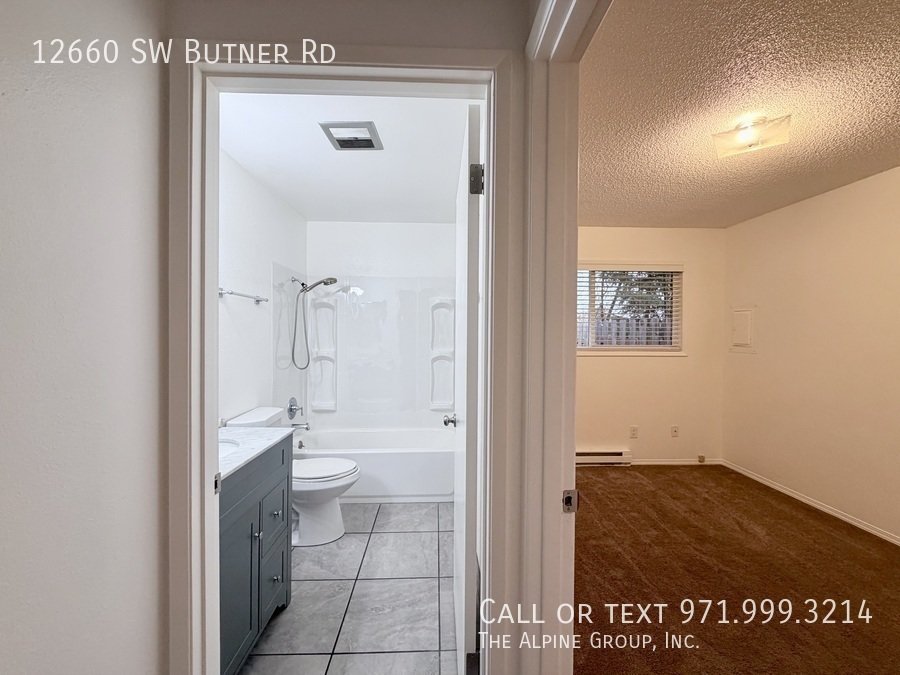 🌿 Move In by 3/14 & Get $500 | Parkside End Unit property image