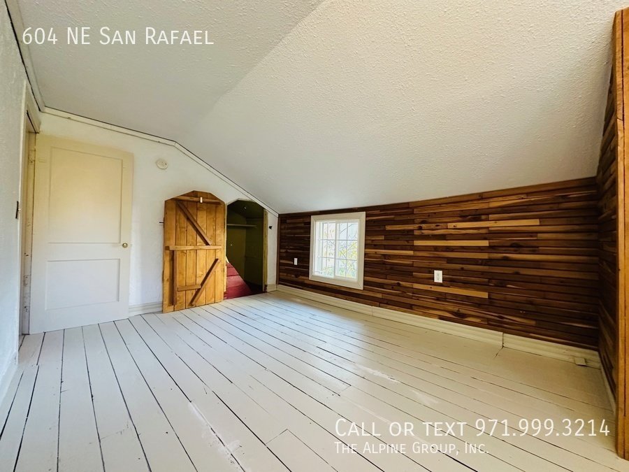 🔥 ½ Off First Month – Charming Irvington Carriage House (Move by 3/14!) property image