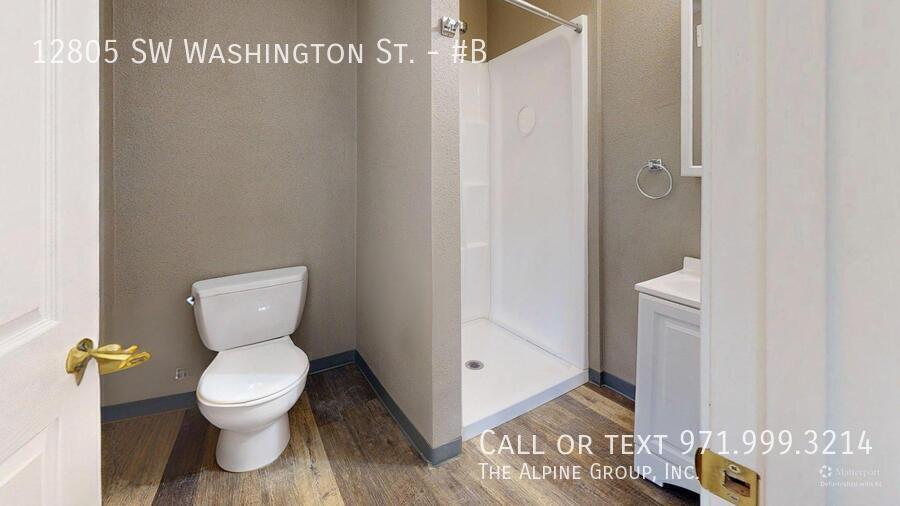 🚗 Studio Living Made Easy – 2-Car Driveway + Storage! property image