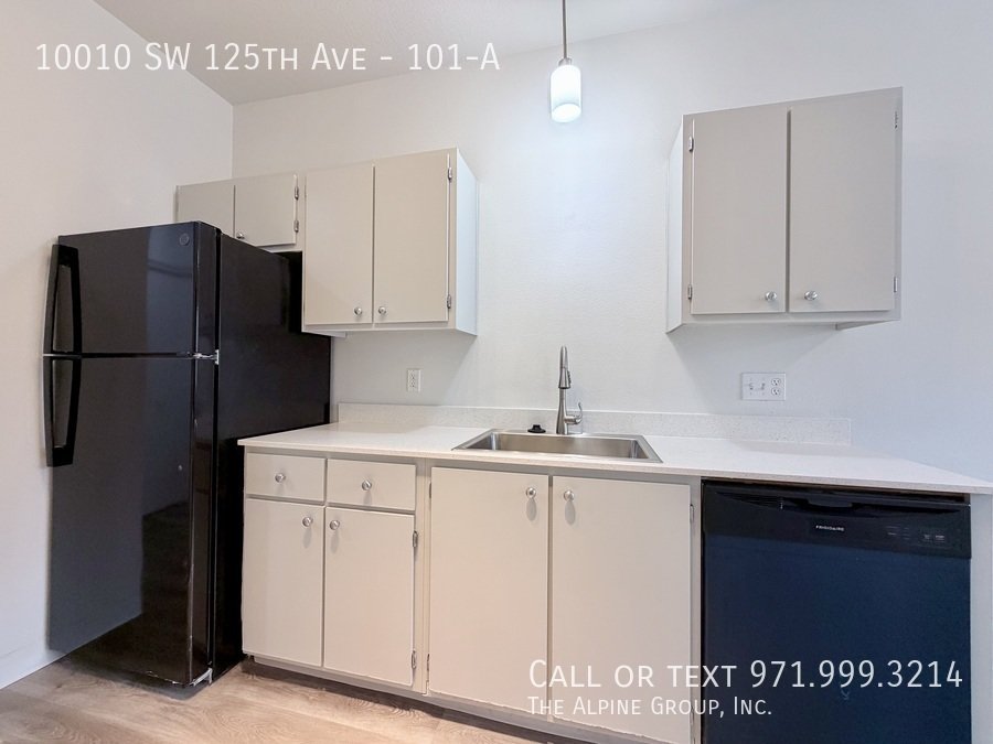 🌿 Bright & Updated 2BR with Patio & Storage property image
