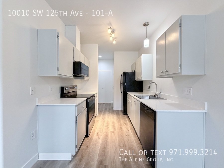 🌿 Bright & Updated 2BR with Patio & Storage property image