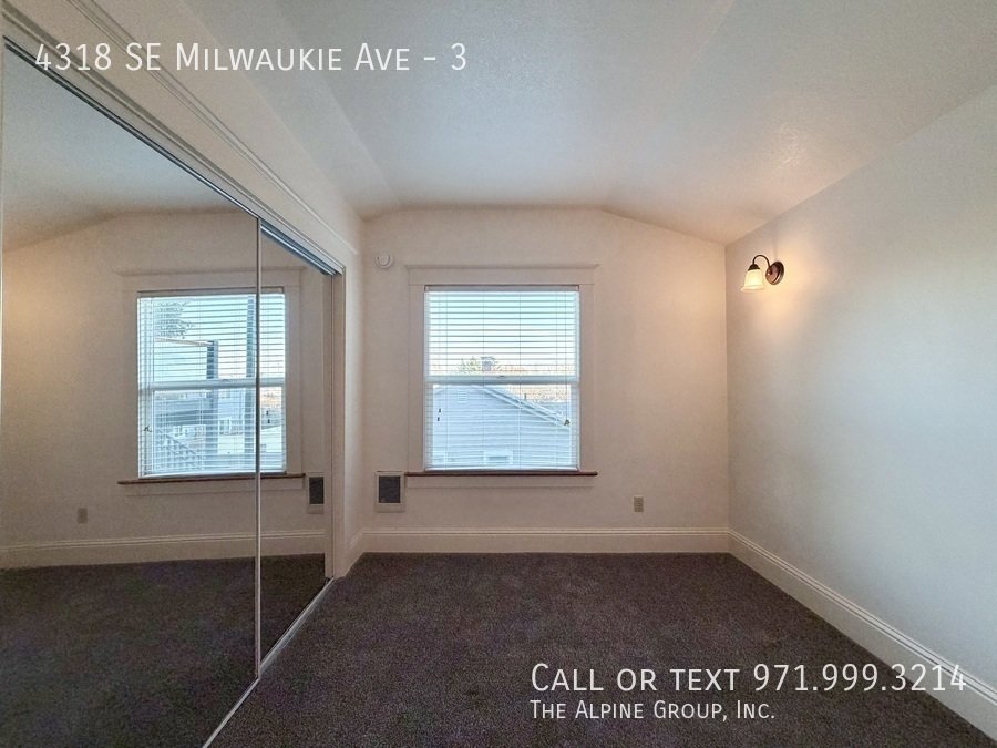 🏡 Cozy Studio 🔥 Built-In Storage | $300 OFF property image