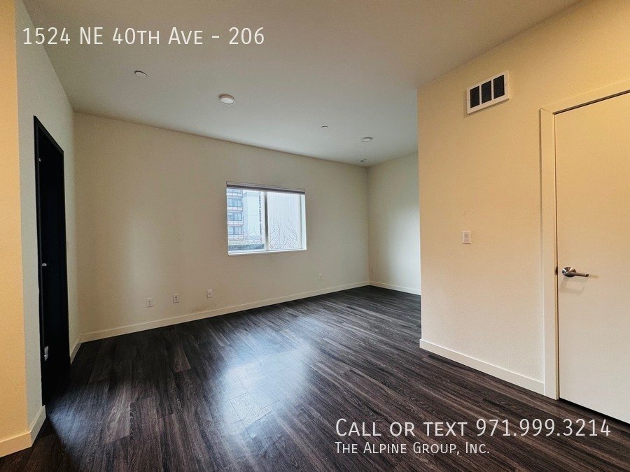 📅 Flexible Leases + Apply by 3/8 for FREE Rent!|🌟 Meridian 40: In-Unit Laundry property image
