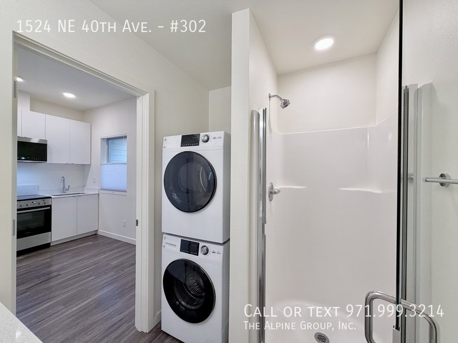 🌟 Lease Your Way: 6–18 Months + Rent Specials!|🏡 Top Level Living & Prime Location at Meridian 40 property image