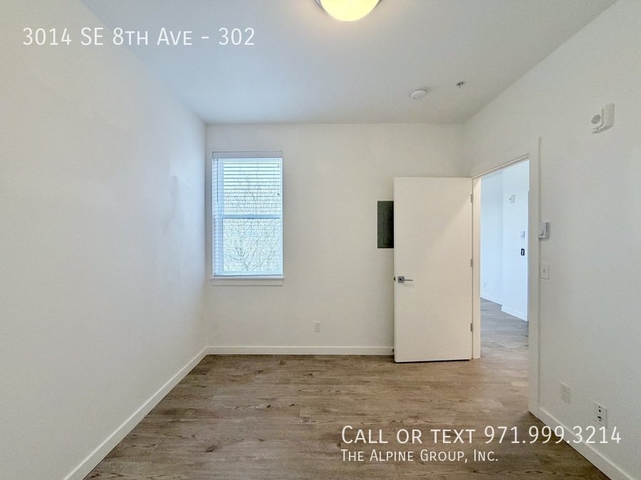 1 MONTH FREE | Bright 1BR in Walkable Brooklyn – In‑Unit Laundry property image