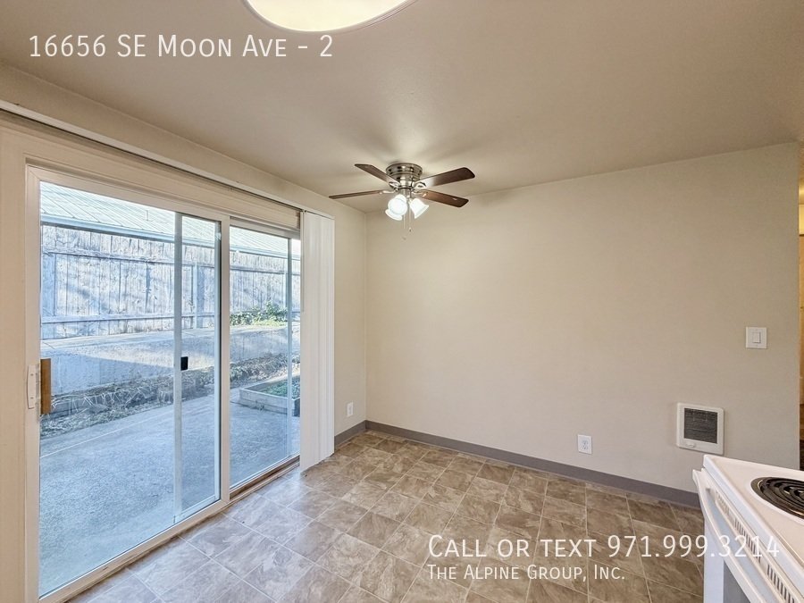 ✨ $500 OFF 1st Month – Apply by 3/16! Cozy Milwaukie 2-Bed property image