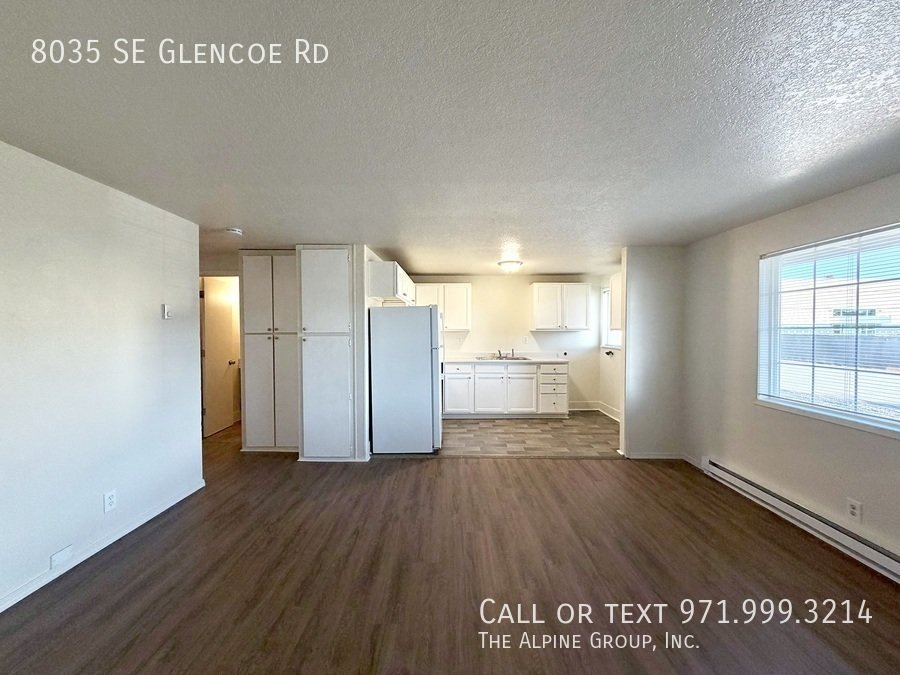 🔑First Month FREE w/ 12-Mos Lease| 2-Bedroom in Milwaukie - W/S/G is included! property image