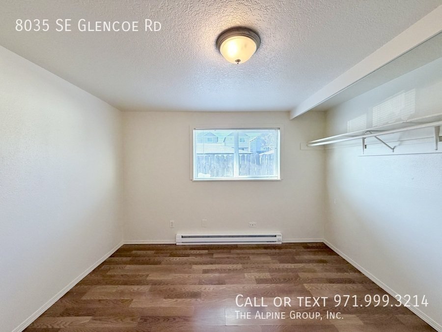 🔑First Month FREE w/ 12-Mos Lease| 2-Bedroom in Milwaukie - W/S/G is included! property image