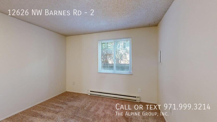 🌿 Westlake Village Condo – Ground‑Floor Living in a Peaceful Community property image