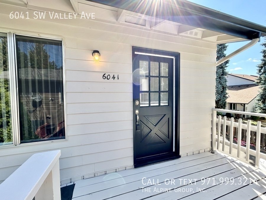 🚗 2BR Apartment with Garage & Great Natural Light property image