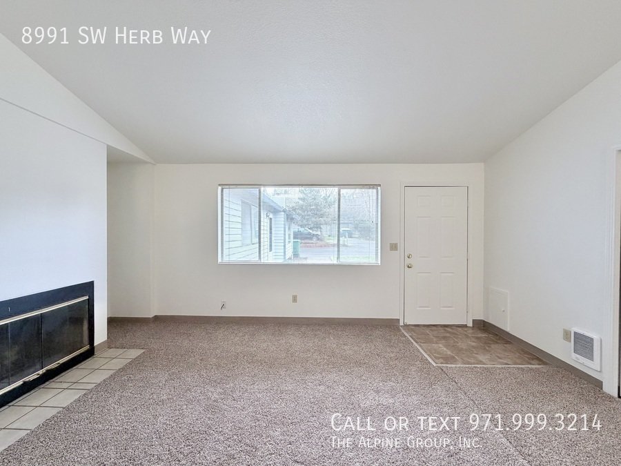 🌿 Peaceful Cul-de-Sac 3-Bedroom - Private Yard & Stream Views! property image