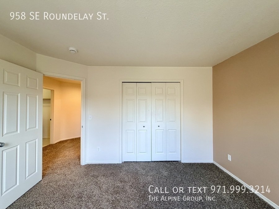 🌞 Bright 3-Bedroom Home – Washer/Dryer Included! property image