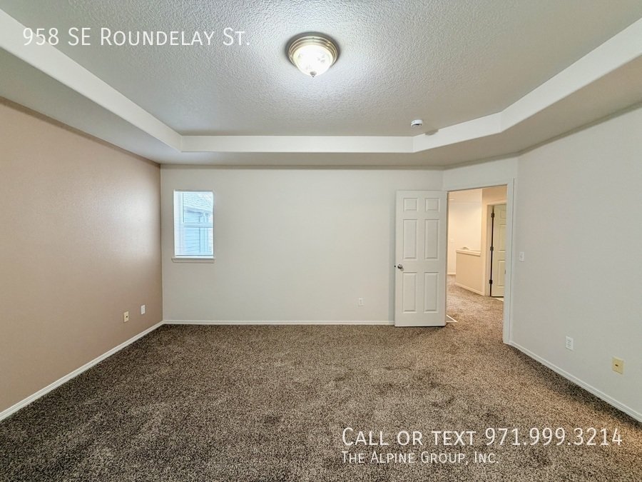 🌞 Bright 3-Bedroom Home – Washer/Dryer Included! property image