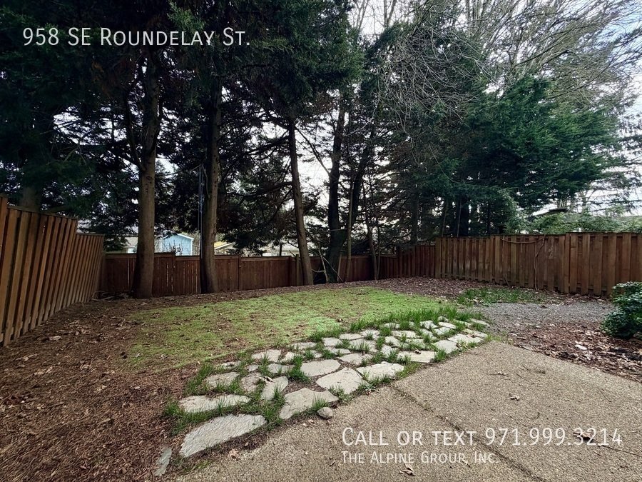 🌞 Bright 3-Bedroom Home – Washer/Dryer Included! property image