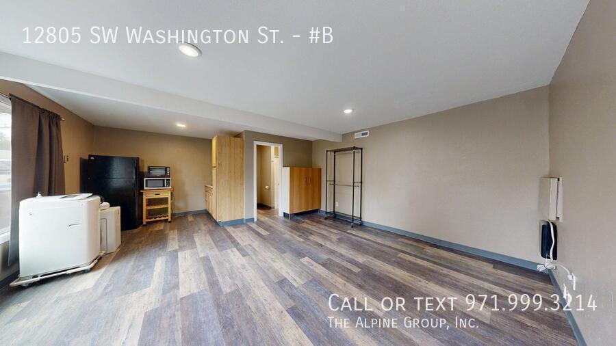 🏡 Updated Beaverton Studio | Parking, Storage & W/D Included property image