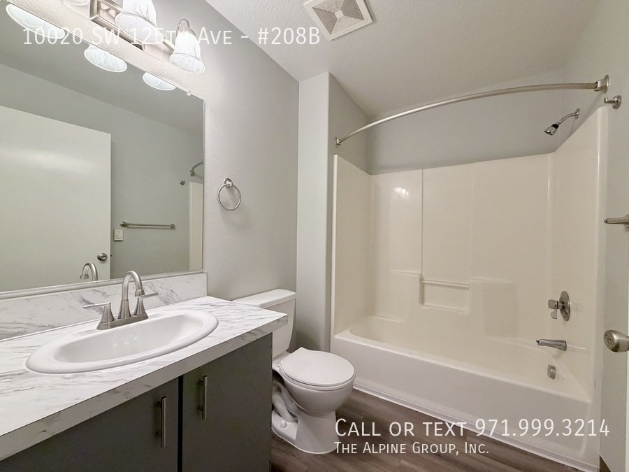💫 Freshly Remodeled 1-Bedroom | Balcony, W/D & Modern Finishes property image