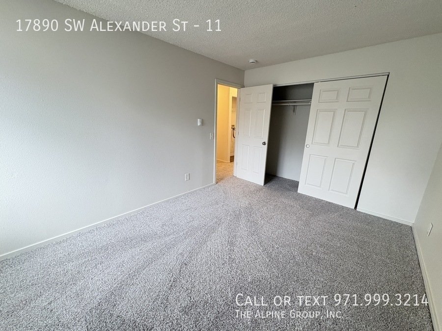 Available Now – Updated Ground‑Floor 2 Bedroom at Kathie Marie Apartments property image