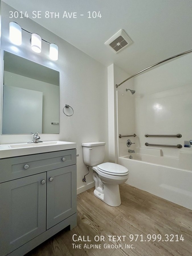 First Month FREE|Modern Ground‑Level Apartment!  ADA accessible! property image