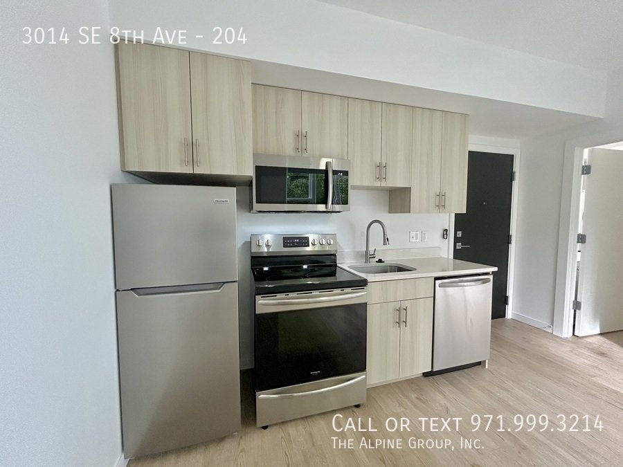 First FREE Month | Second Level Studio with in-unit WD! property image