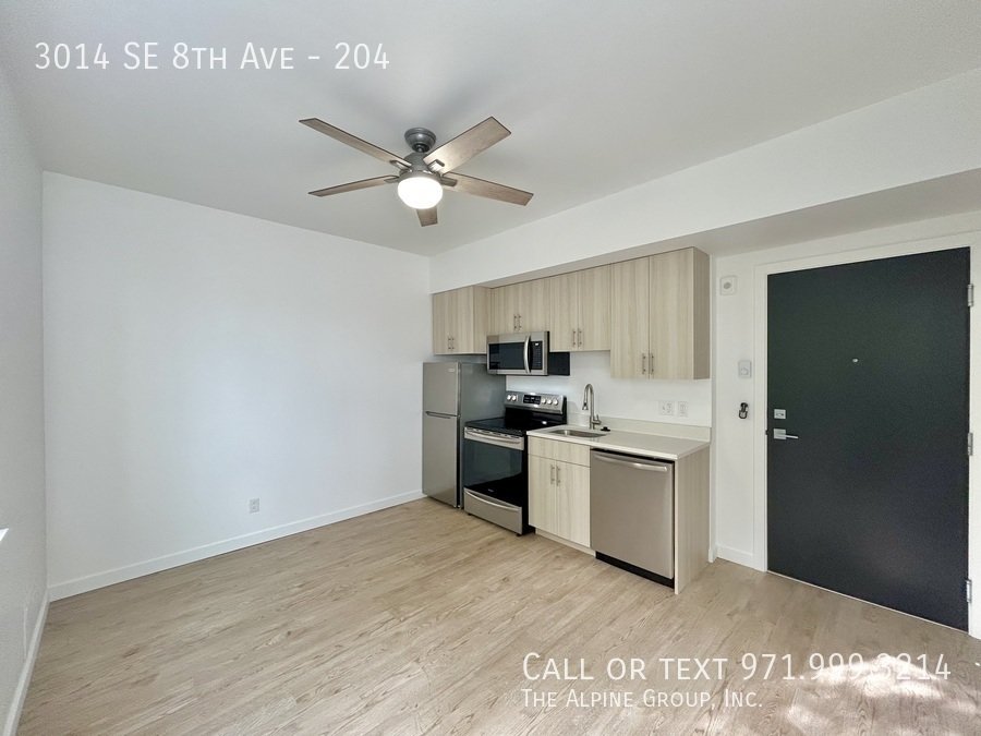 First FREE Month | Second Level Studio with in-unit WD! property image