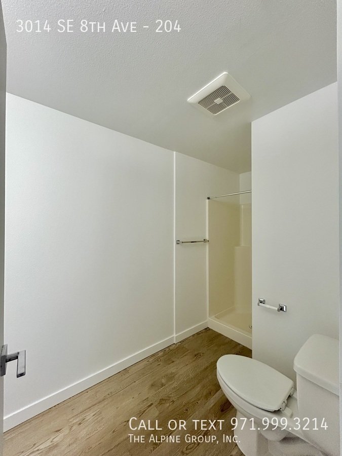 First FREE Month | Second Level Studio with in-unit WD! property image