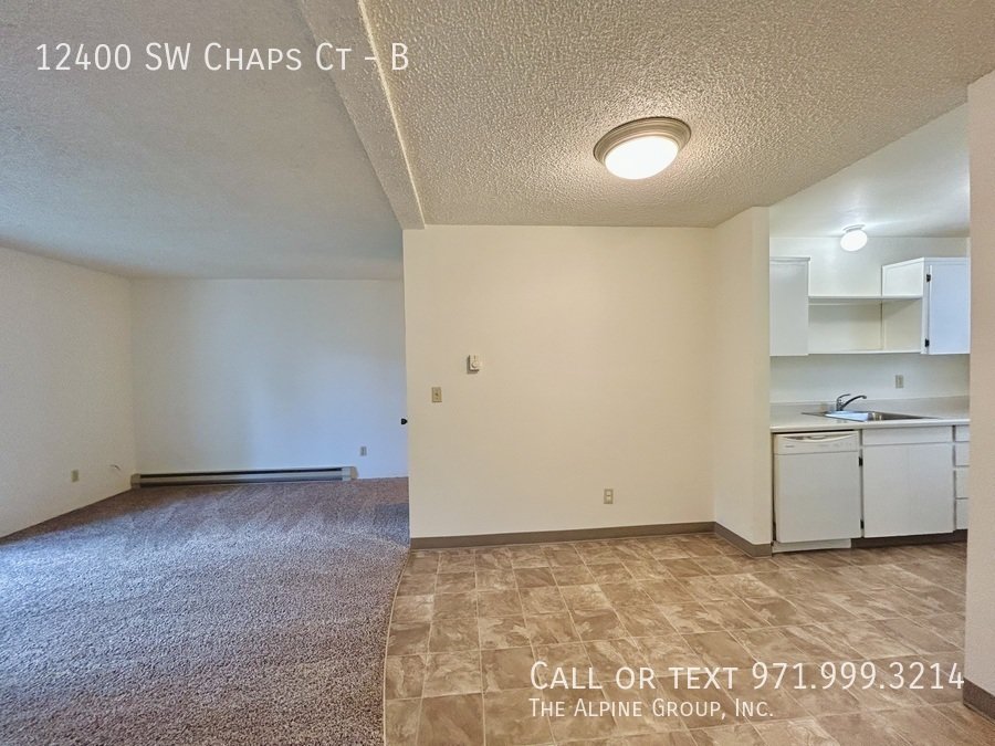 Move-In Ready 2BR in Beaverton | Ground Level + In-Unit Laundry property image