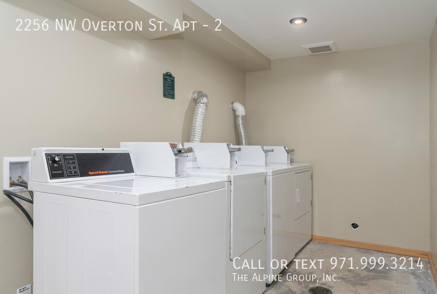 Charming Nob Hill Studio | Hardwood Floors | Pet-Friendly property image